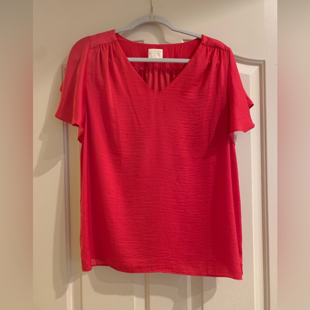 Great Violet & Claire short sleeve blouse